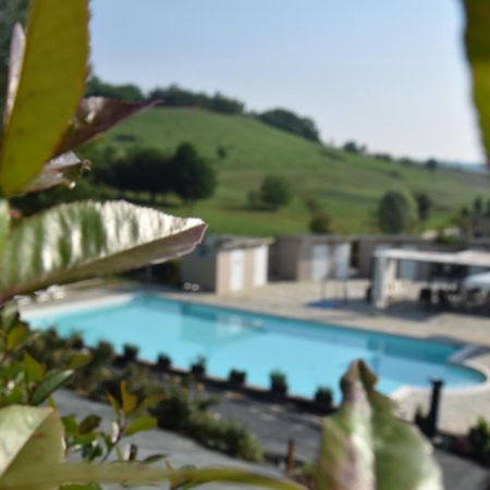 Aura Loving Home Con 4 Posti Letto, Cucina Completa, Terrazzo Ed Un Grande Parco Verde Serravalle d'Asti Exterior foto